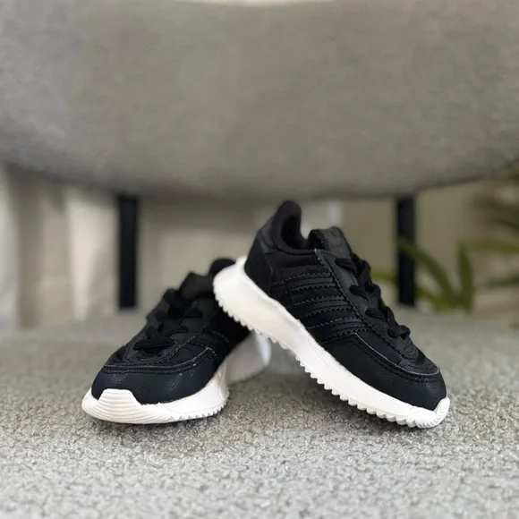 Adidas Sneakers - Picture 5 of 5